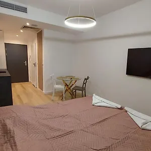  Hotel apartamentowy Plac Wolnosci 6 Bond Polska